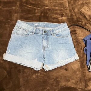 Woman’s size 26 Vans jean shorts